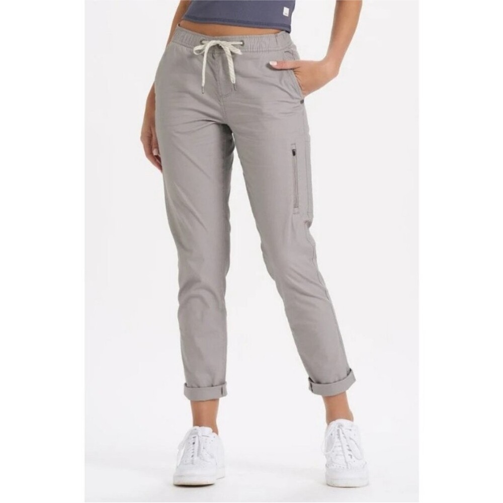 Vuori Ripstop Pants in Gray